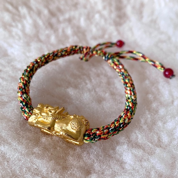 MOVING SALE❗️Gold Chinese dragon woven bracelet (handmade) - Picture 2 of 5